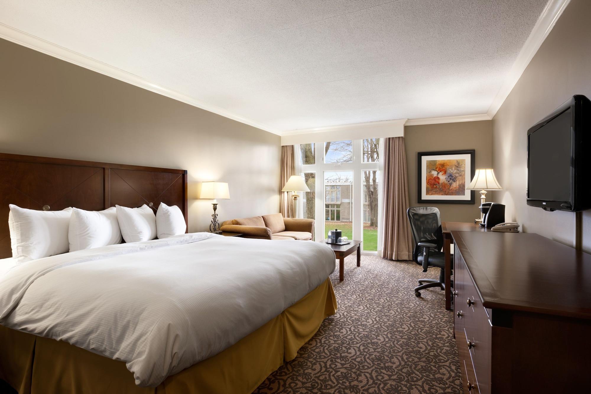 Ramada By Wyndham 3* Cornwall