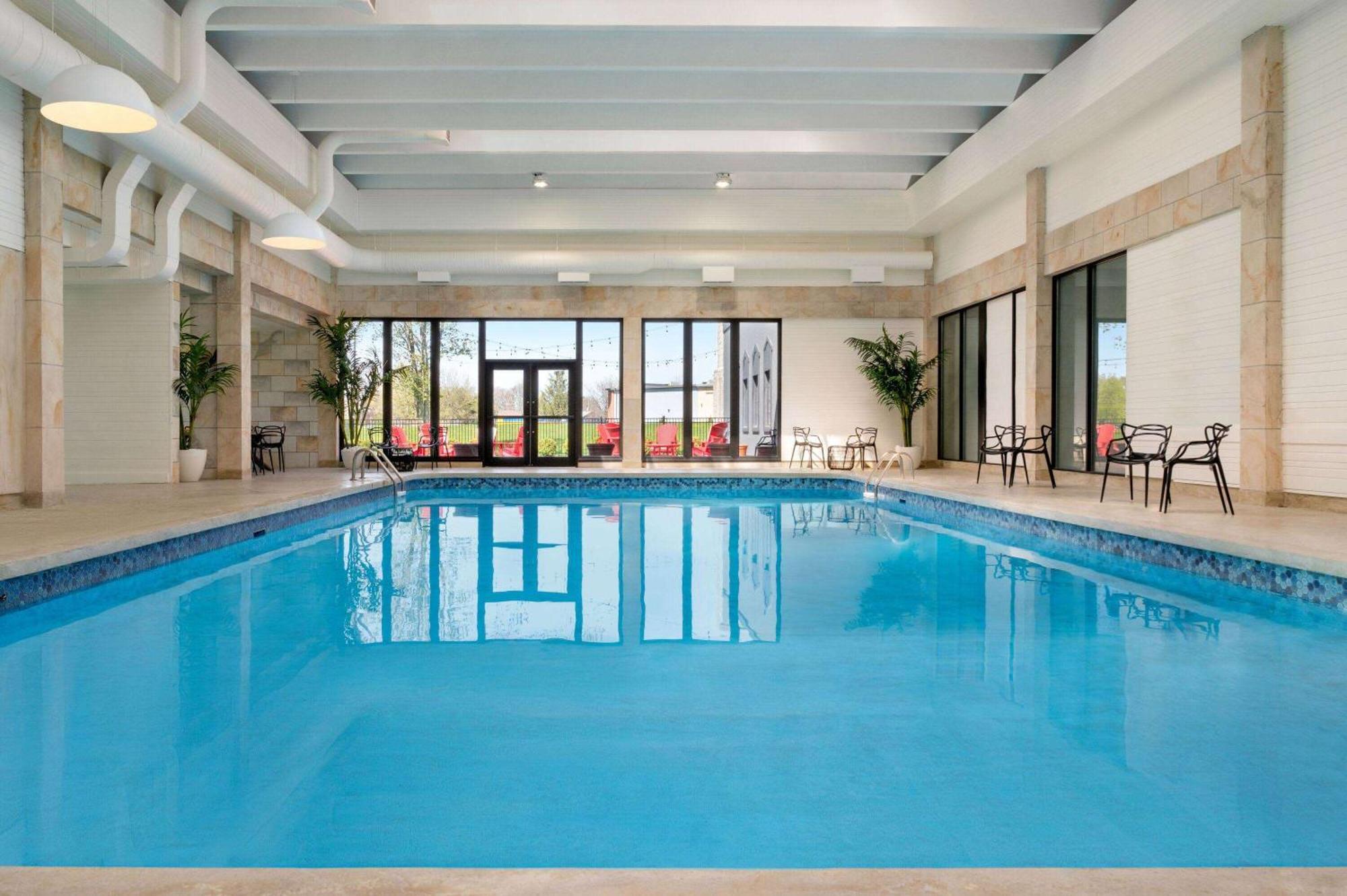 Ramada By Wyndham Hotel 3*